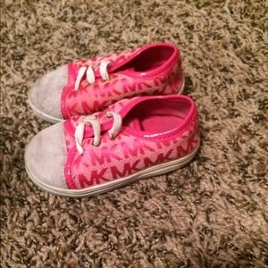 MK SHOES